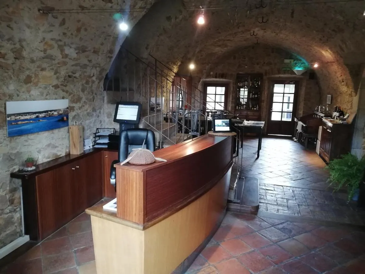 Hotel Molí de L' Escala 4*,